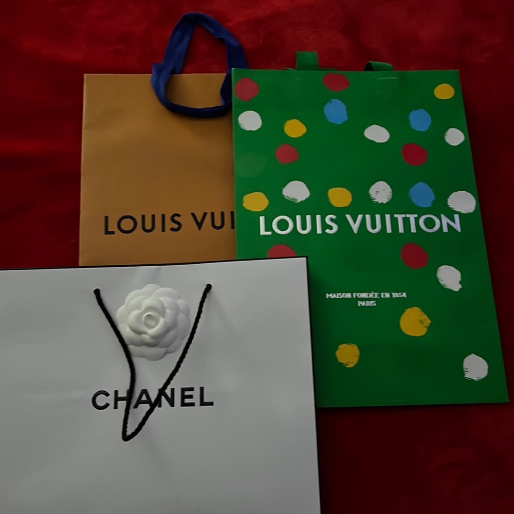 Louis Vuitton Shopping Bags